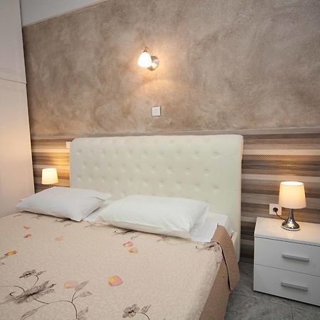 Villa Anto Фира Екстериор снимка