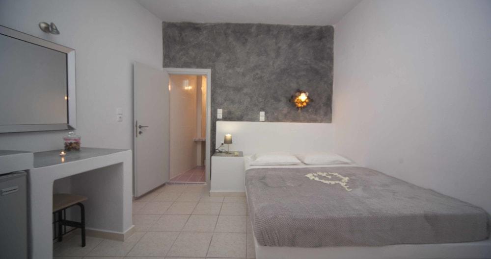 Villa Anto Фира Екстериор снимка
