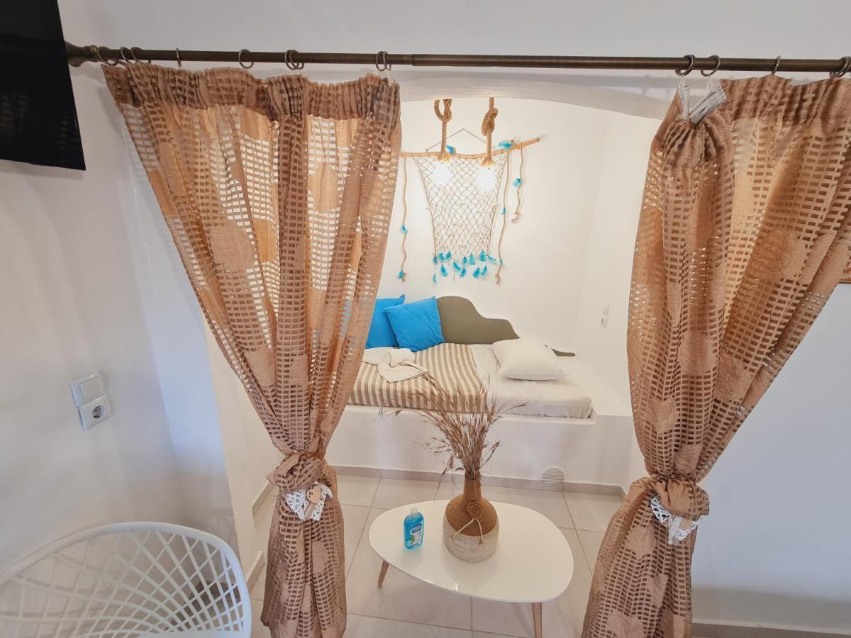 Villa Anto Фира Екстериор снимка
