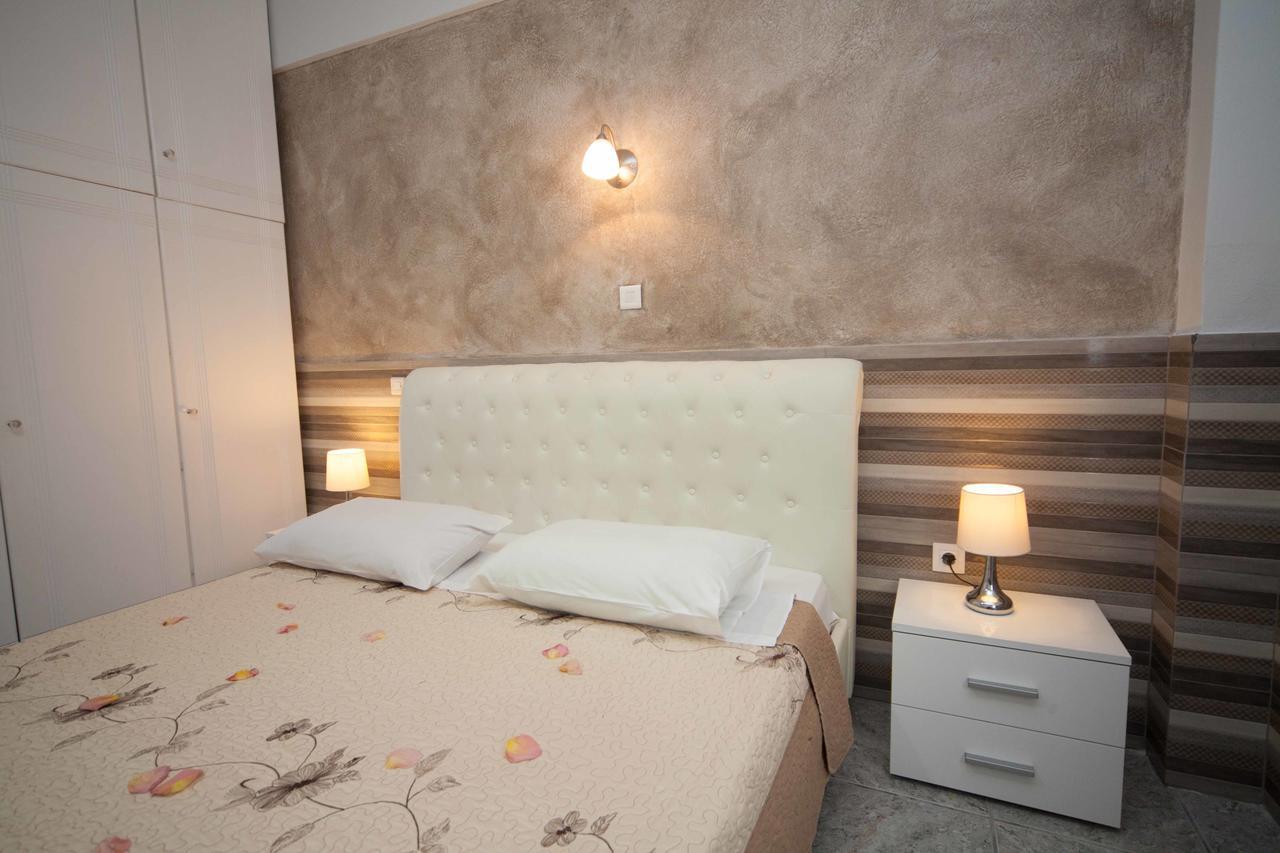 Villa Anto Фира Екстериор снимка