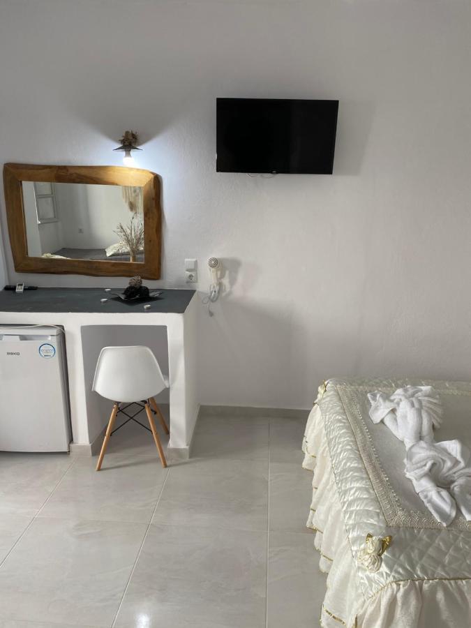 Villa Anto Фира Екстериор снимка